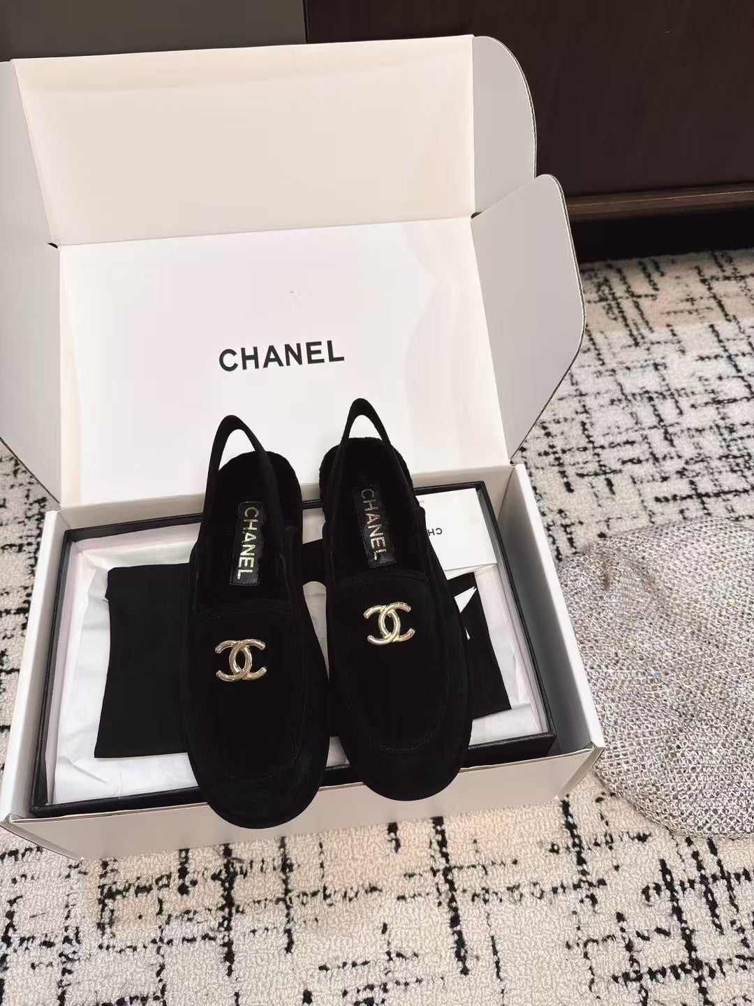 SLINGBACK LOAFER IN BLACK SUEDE AND SHEARLING