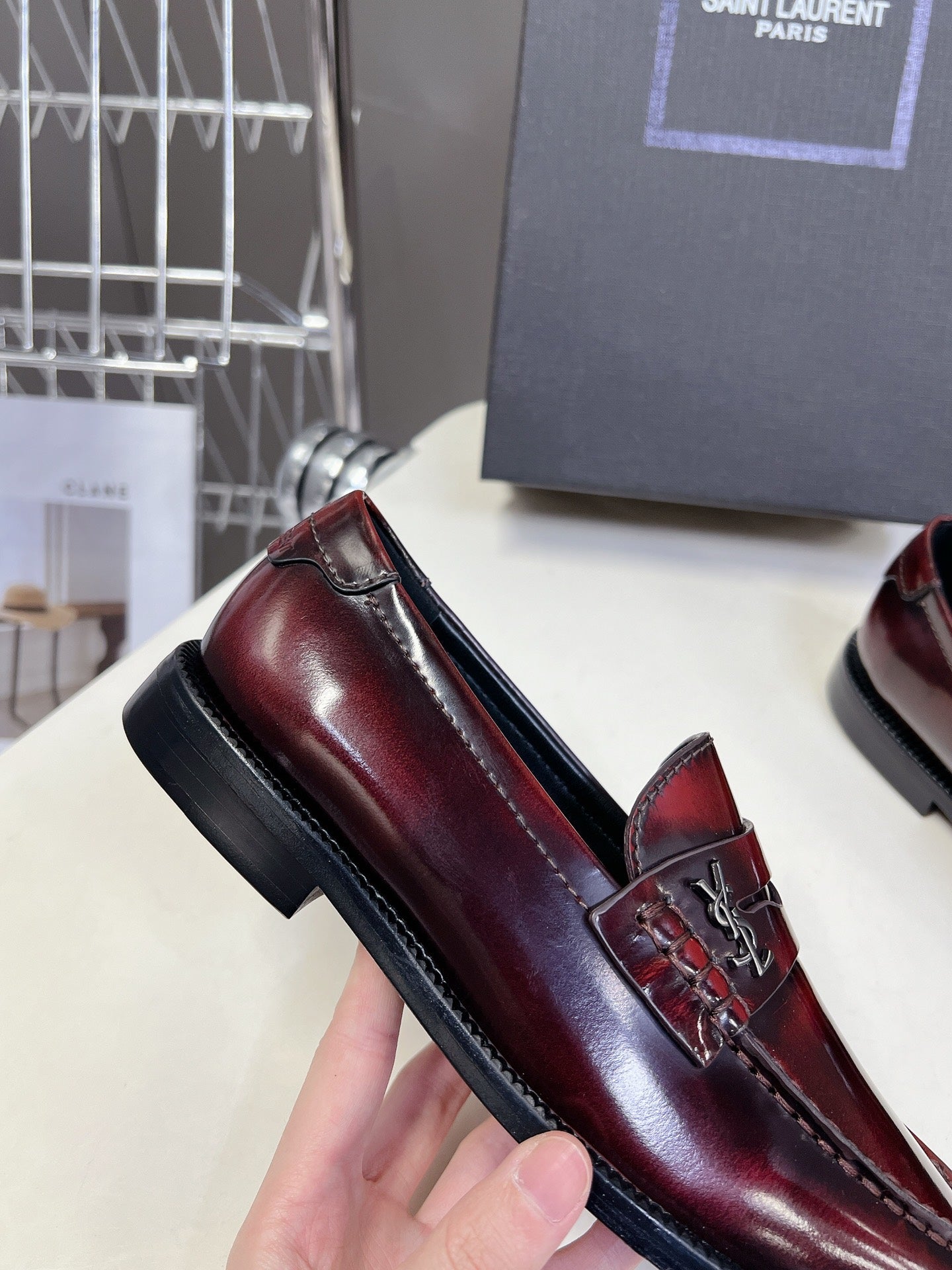 YSL 25S SAINT LAURENT LOAFERS IN TORTOISESHELL CRIMSON GLOSSY CALFSKIN