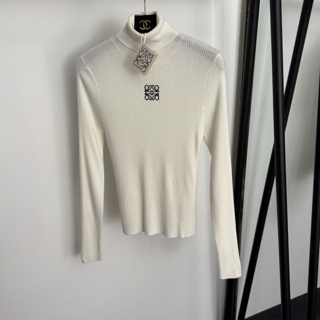 LOEWE TURTLENECK SWEATER STYLE 314