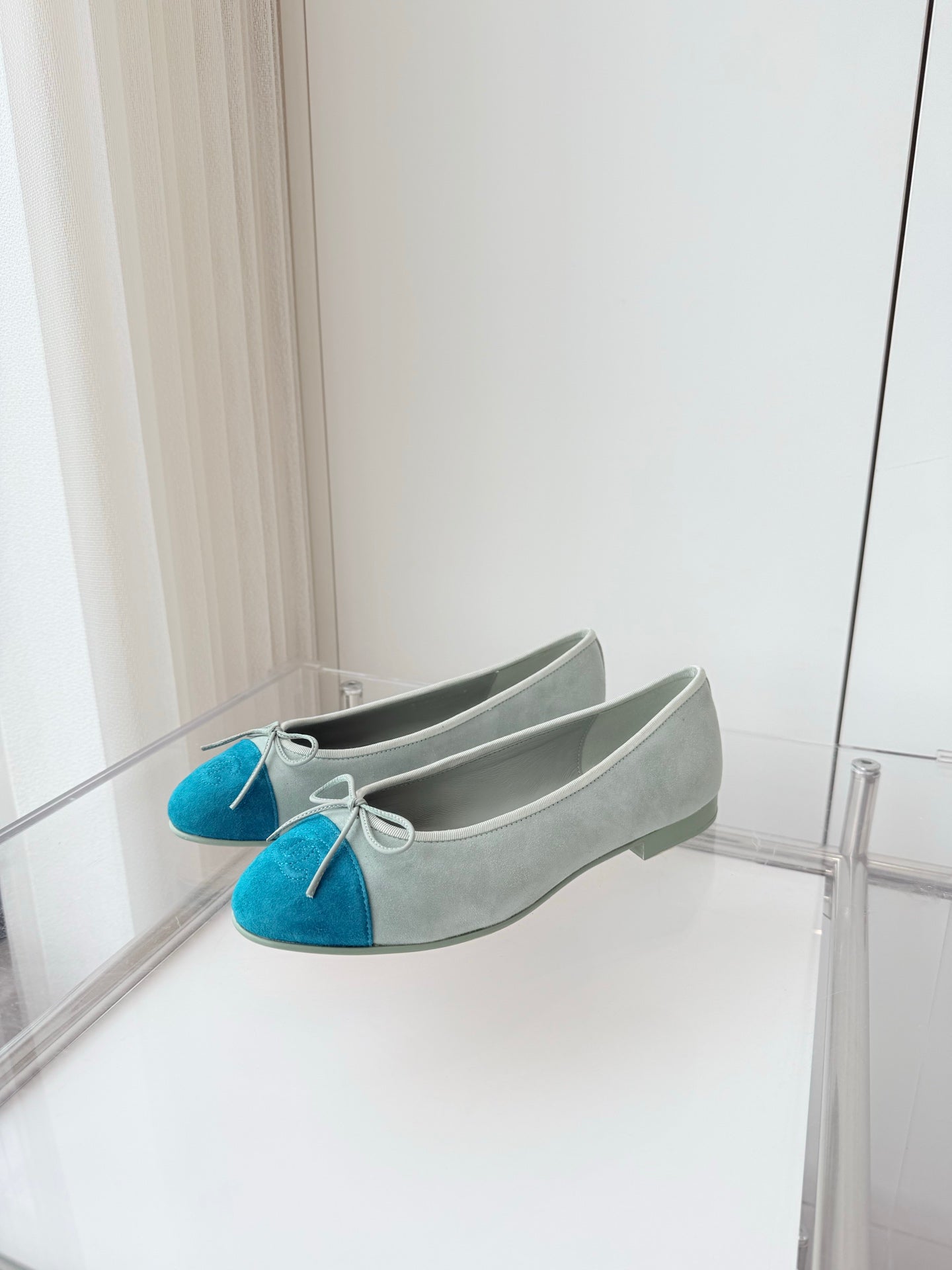 BALLET FLAT IN CERULEAN BLUE MIX PEARL GRAY SUEDE