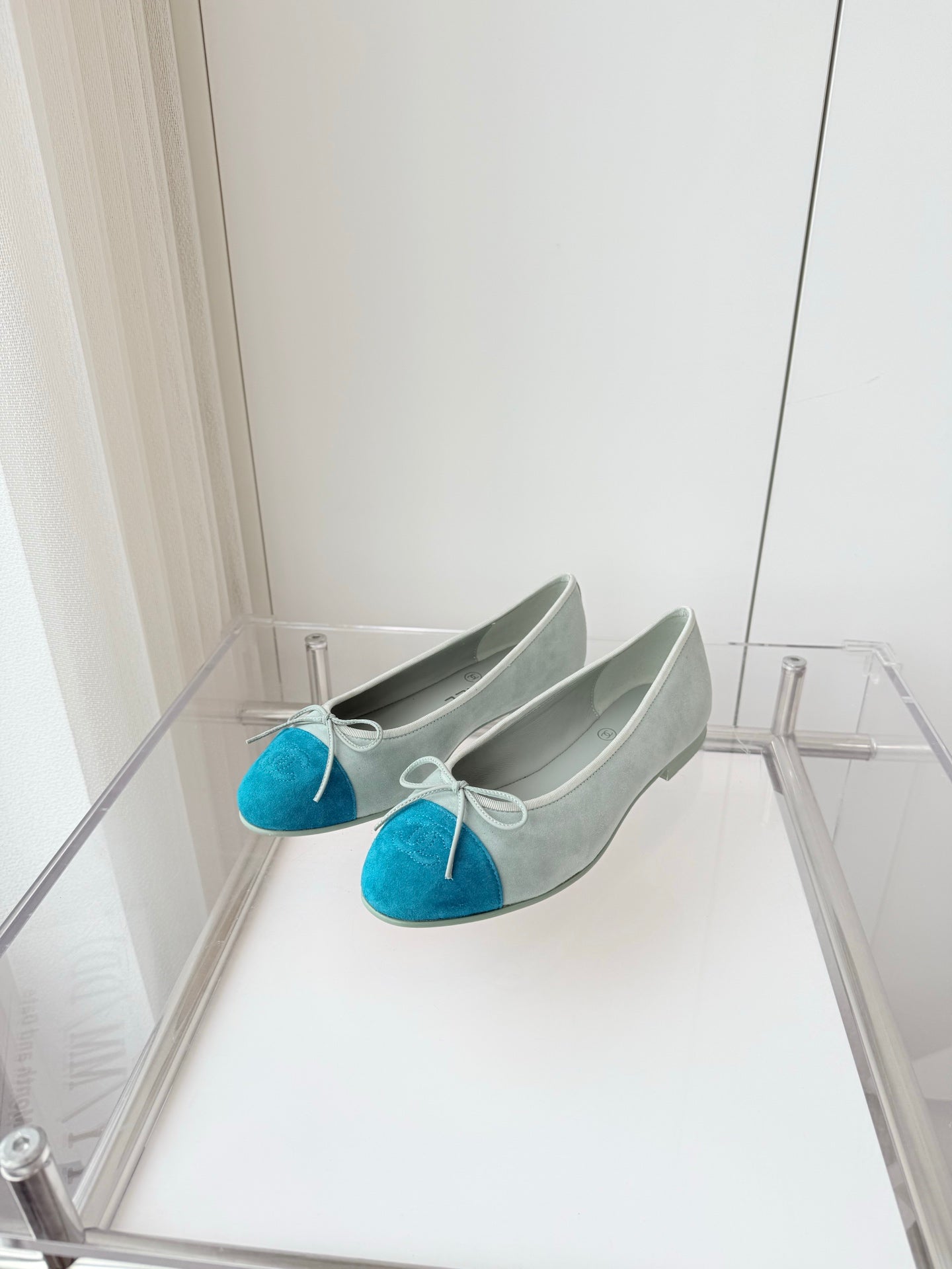 BALLET FLAT IN CERULEAN BLUE MIX PEARL GRAY SUEDE