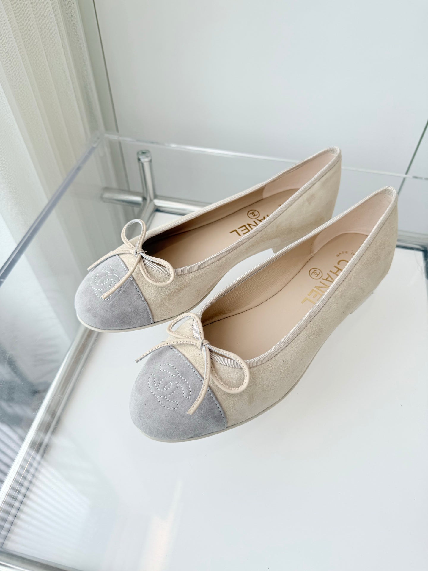 BALLET FLAT IN DOVE GRAY MIX PALE YELLOW SUEDE