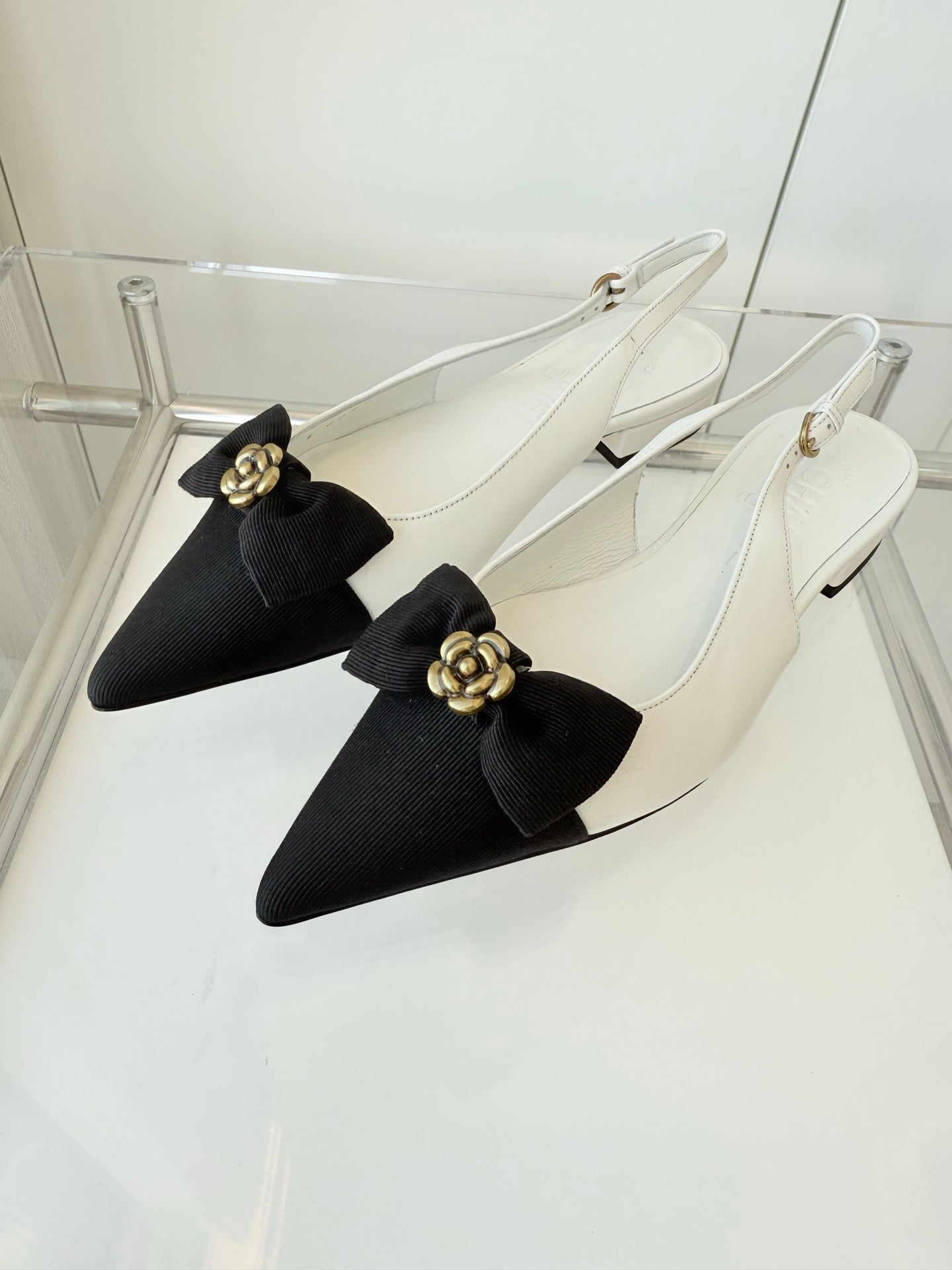 SLINGBACKS 18 MM IN WHITE CALFSKIN MIX BLACK CANVAS