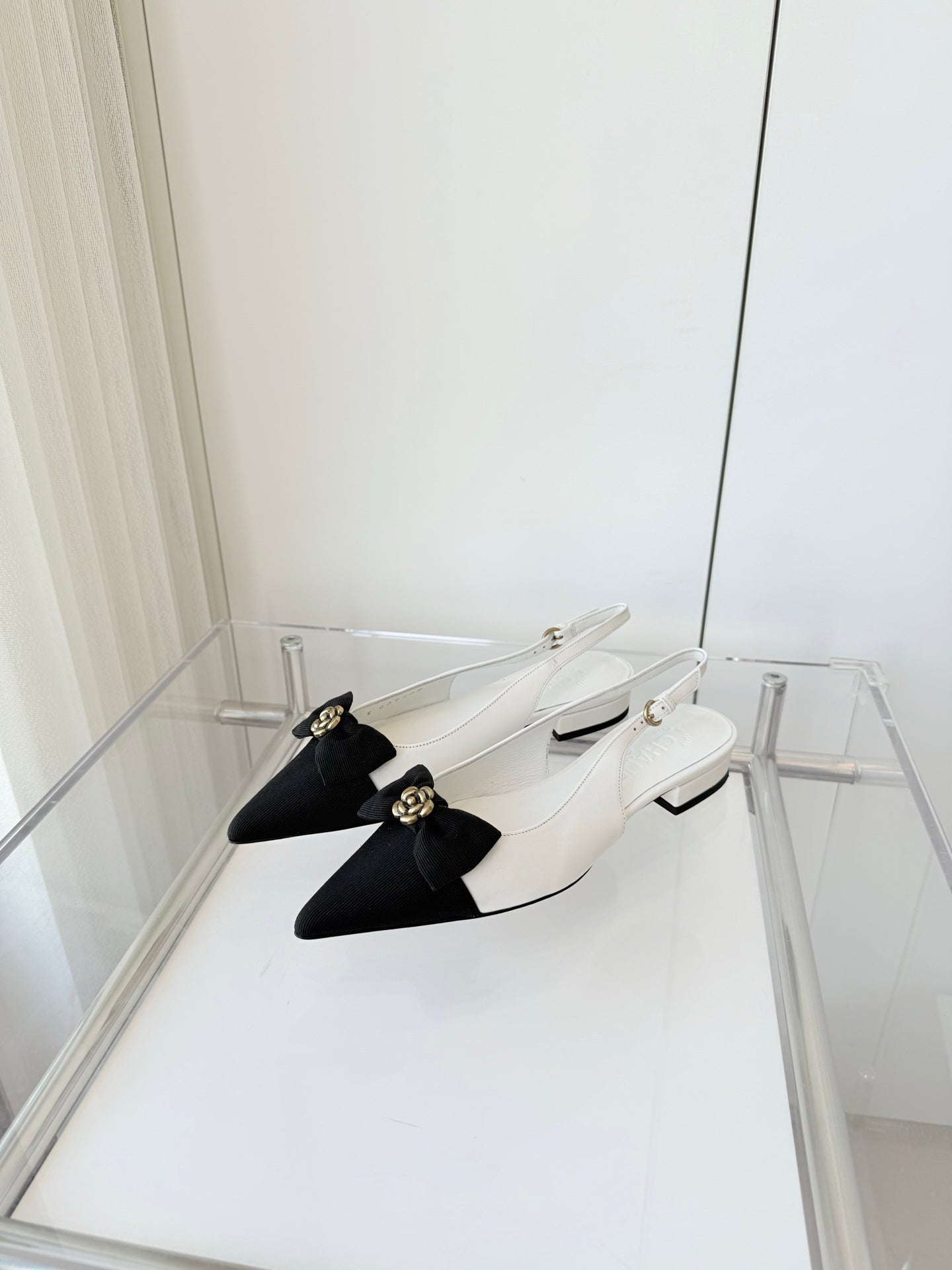 SLINGBACKS 18 MM IN WHITE CALFSKIN MIX BLACK CANVAS