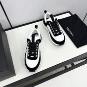 SNEAKER IN BLACK SUEDE AND WHITE CALFSKIN