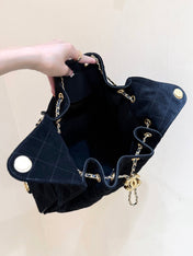 CC 25 HANDBAG 40 IN BLACK SUEDE GOLD HARDWARE
