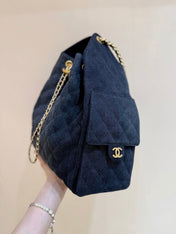 CC 25 HANDBAG 40 IN BLACK DENIM GOLD HARDWARE