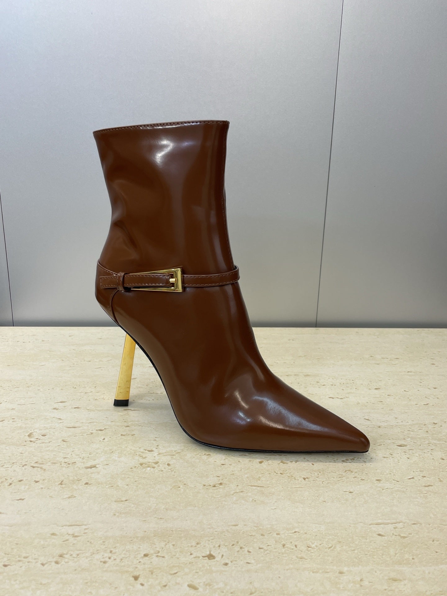 YSL 25S POINTED-TOE HIGH-HEEL ANKLE BOOTS 95 MM IN BROWN LAMBSKIN WITH GOLD HARDWARE