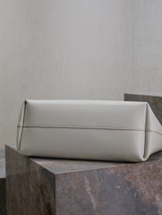 SHOPPING TOTE BAG 38 IN WHITE CALFSKIN