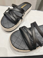 SLIPPERS CROSS STRAPS IN BLACK LAMBSKIN