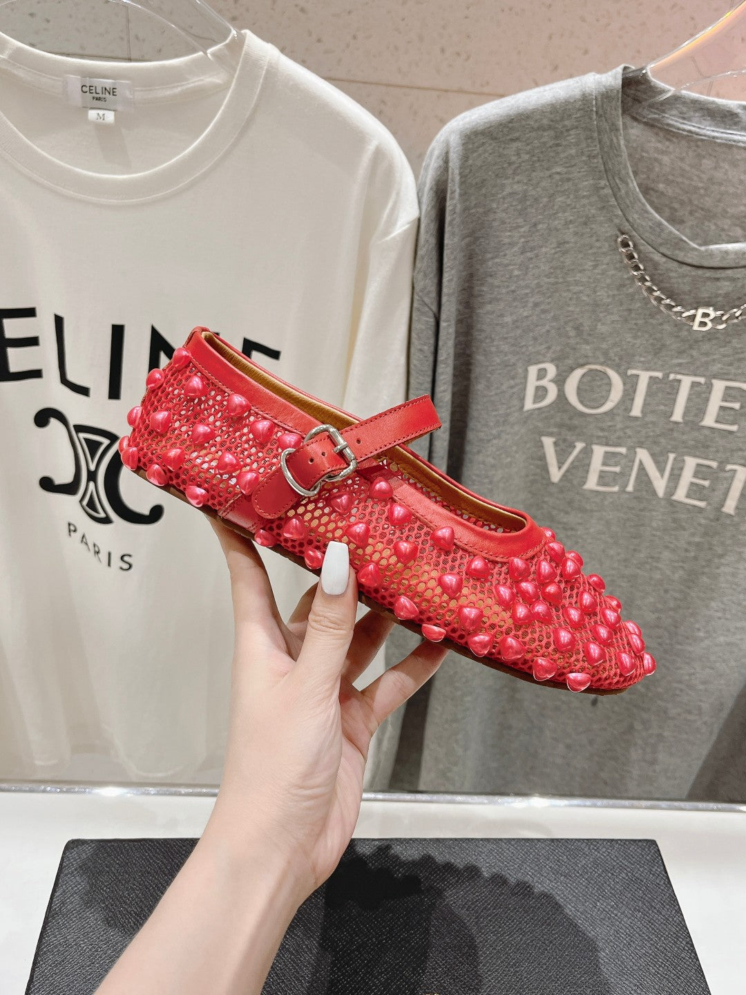 ALAIA PEARL MARY JANE SHOES IN CHERRY RED MESH AND CALFSKIN