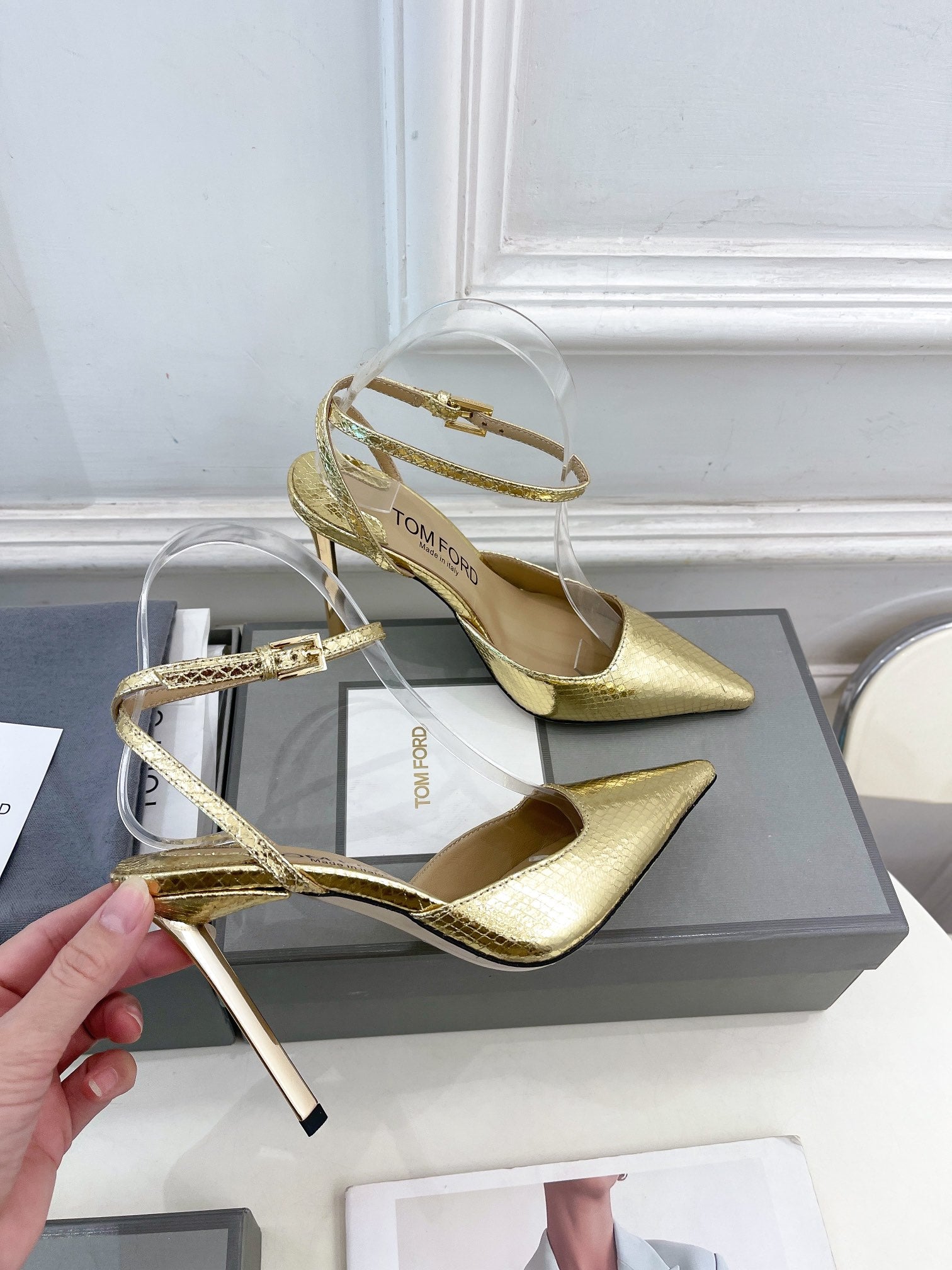 HIGH SLINGBACKS 10 CM IN GOLD SNAKE-PATTERN CALFSKIN