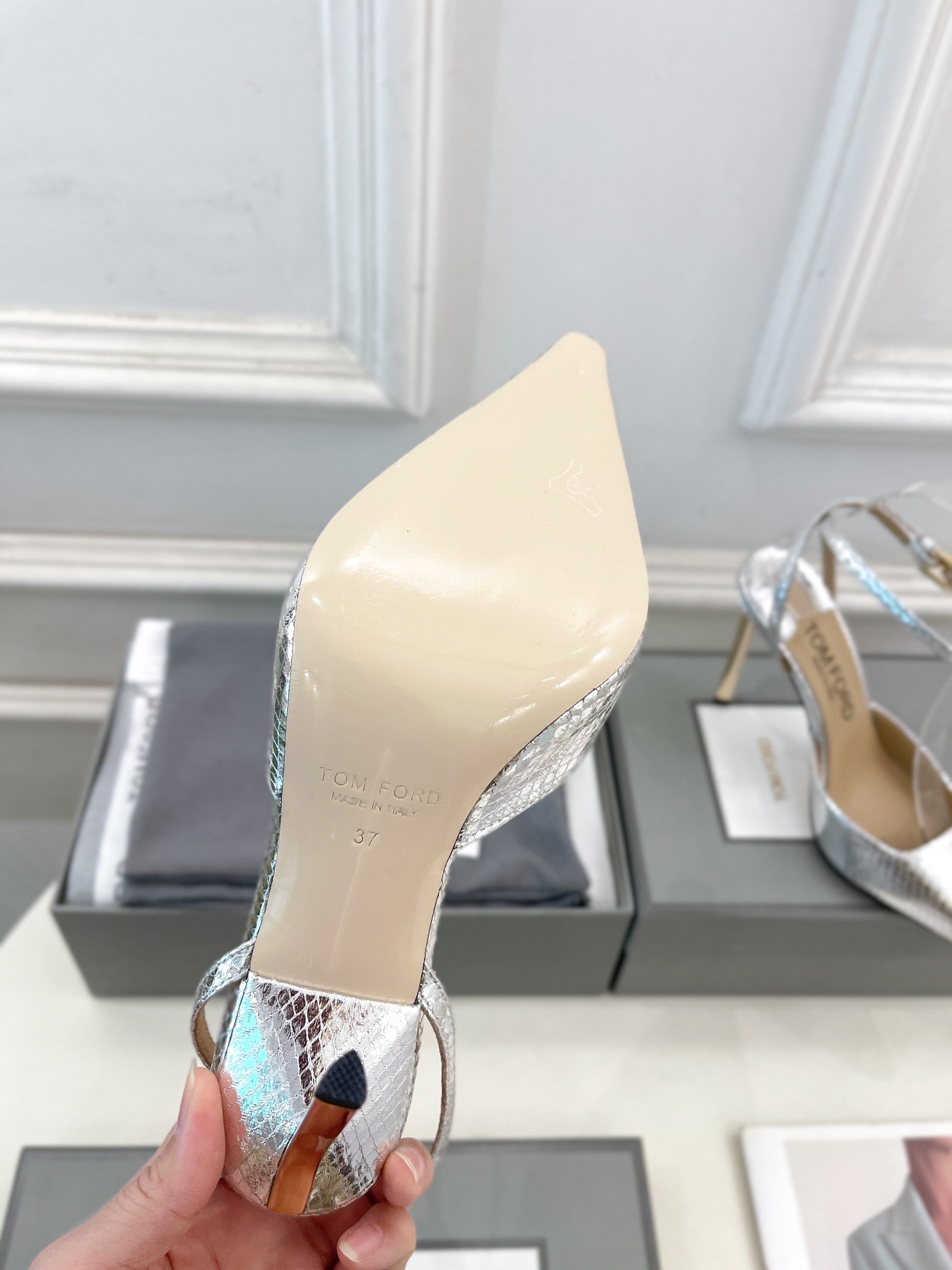 HIGH SLINGBACKS 10 CM IN SILVER SNAKE-PATTERN CALFSKIN