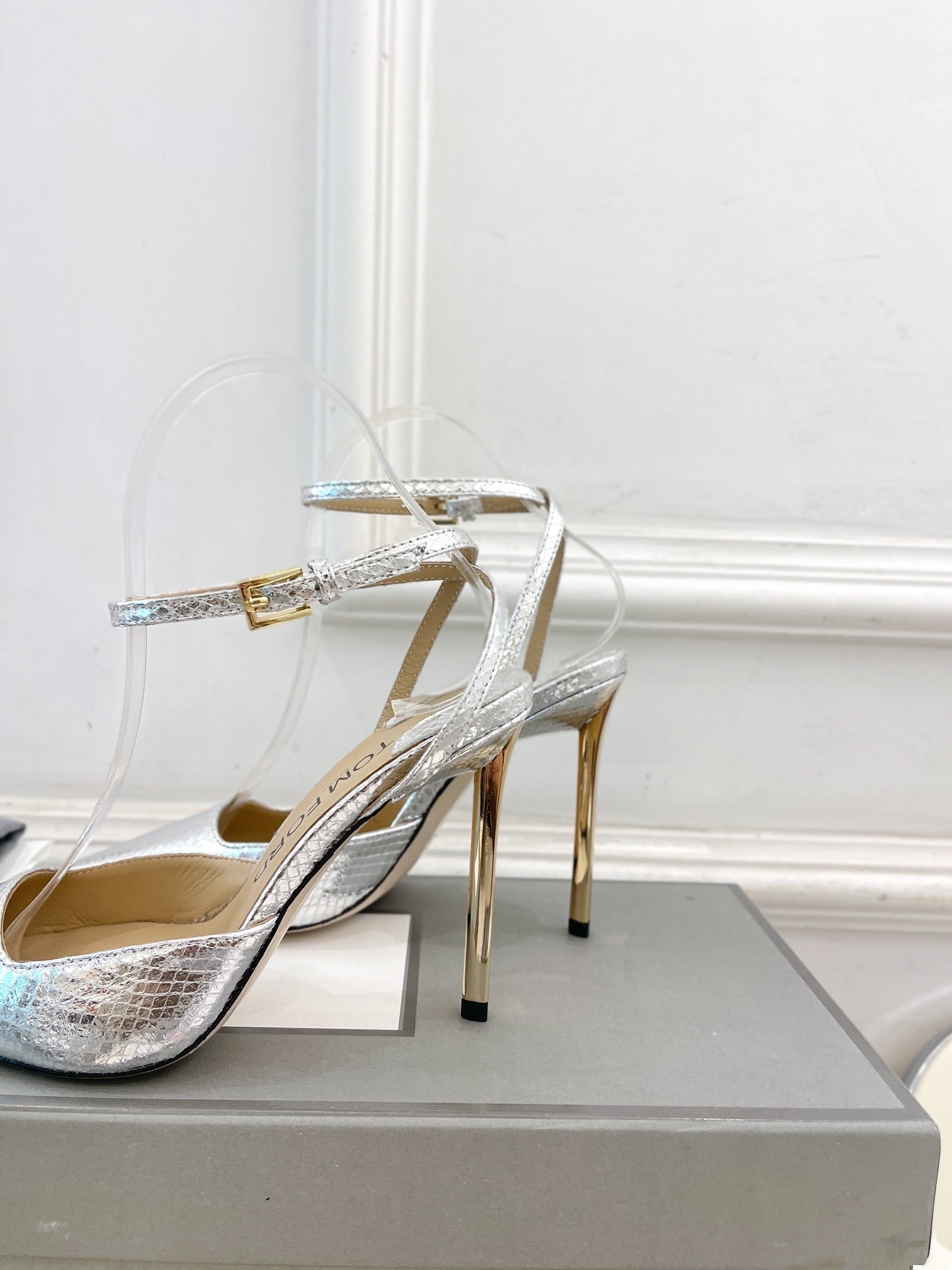 HIGH SLINGBACKS 10 CM IN SILVER SNAKE-PATTERN CALFSKIN