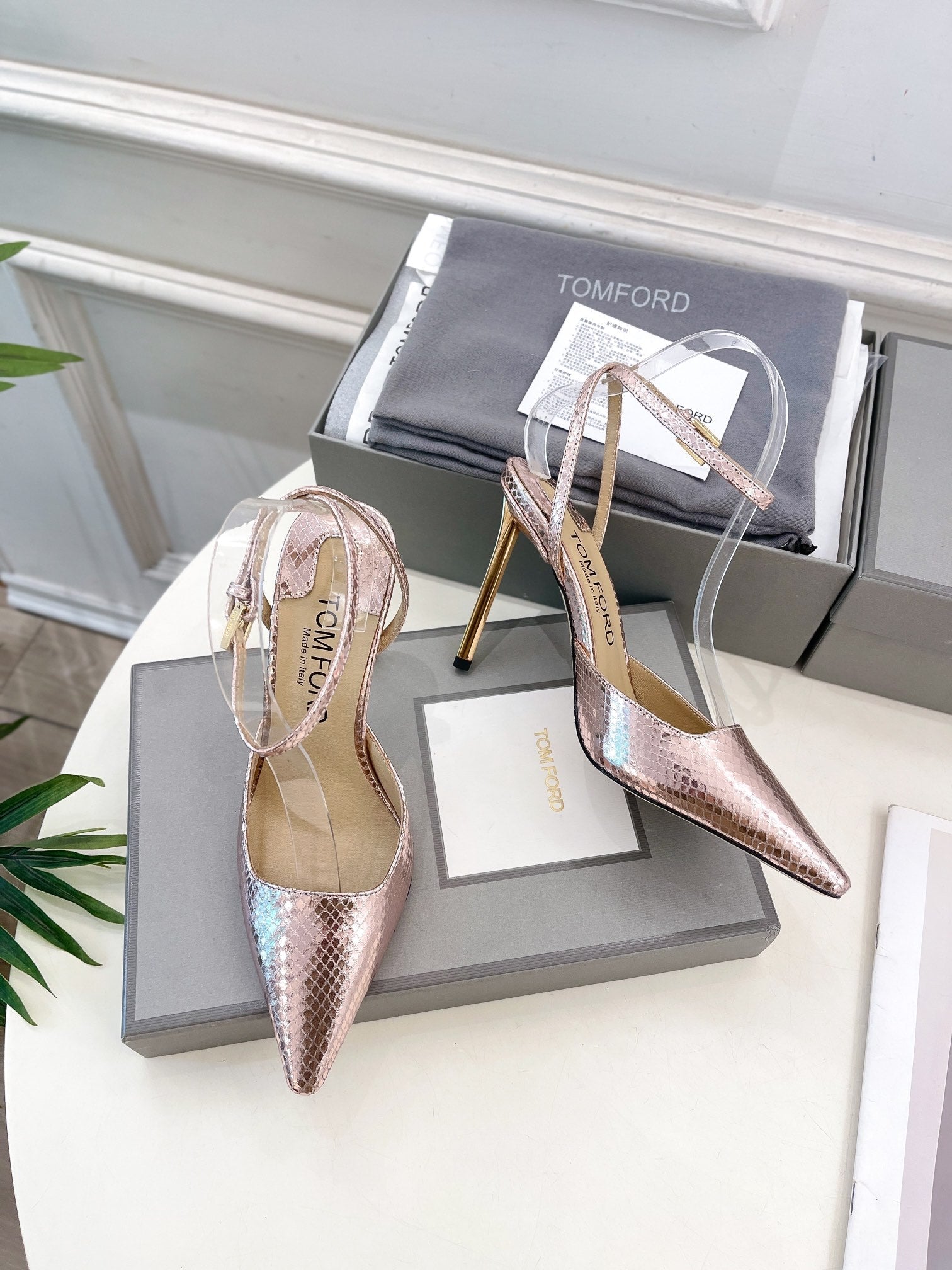 HIGH SLINGBACKS 10 CM IN LIGHT PINK SNAKE-PATTERN CALFSKIN