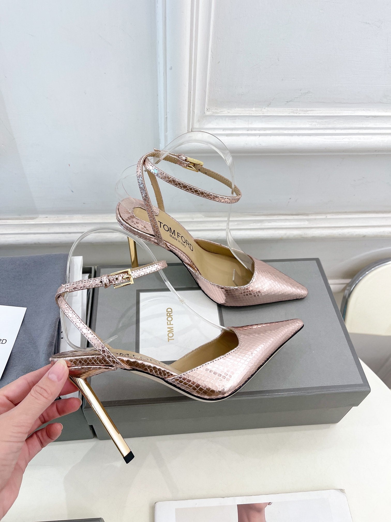 HIGH SLINGBACKS 10 CM IN LIGHT PINK SNAKE-PATTERN CALFSKIN