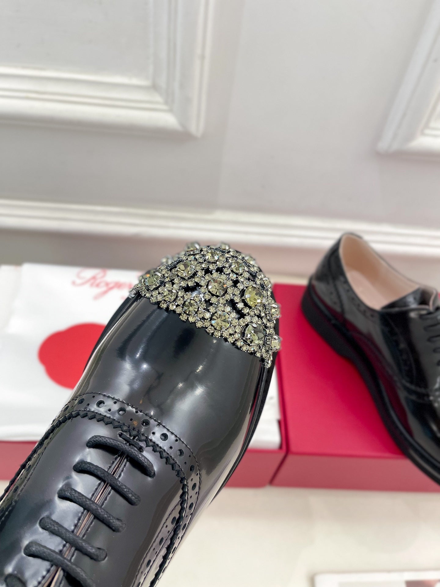 VIV' RANGERS LACE-UPS IN BLACK CALFSKIN