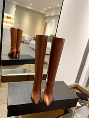 YSL 25S HIGH-HEEL KNEE-HIGH BOOTS 95 MM IN RUST BROWN LAMBSKIN