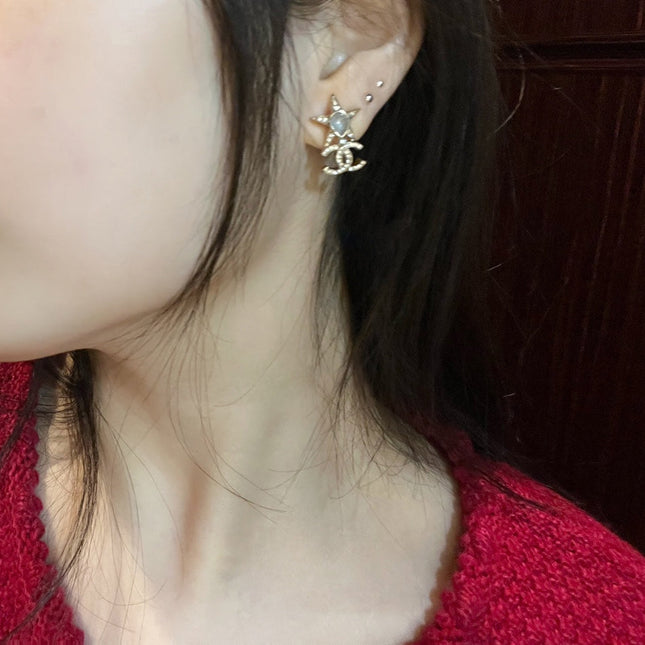 DOUBLE C GOLD STAR EARRINGS