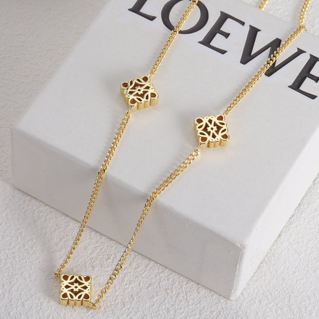 ANAGRAM 5 MOTIFS GOLD NECKLACE