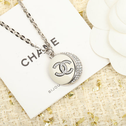 DOUBLE C ROUND PENDANT SILVER DIAMOND NECKLACE