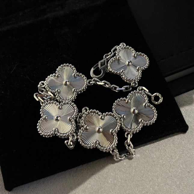 CLOVER SILVER 5 MOTIFS BRACELET